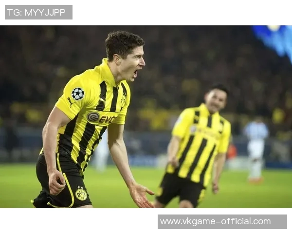 德甲激战：本菲卡与多特蒙德鏖战成平局数据分析引发热议