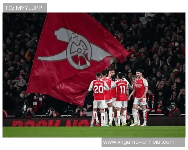 世界杯激战：那不勒斯险胜阿森纳红牌事件引发全场热议集锦